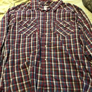 Levi’s button down